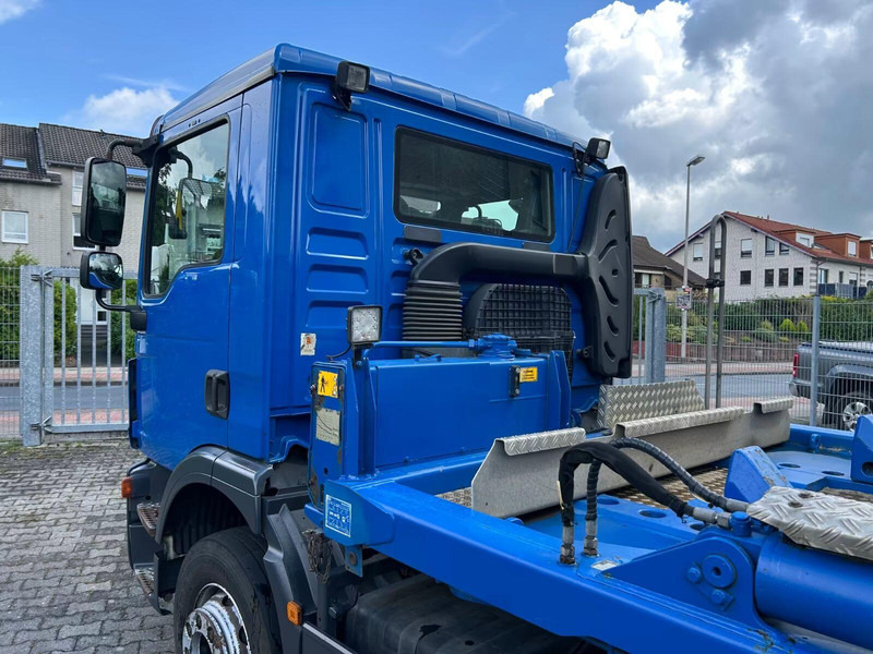 MAN TGM 15.290 - Meiller AK 10.T E6 Absetzkipper - Portacontenedor de cadenas camión: foto 4 MAN TGM 15.290 - Meiller AK 10.T E6 Absetzkipper - Portacontenedor de cadenas camión: foto 4