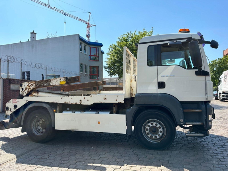 MAN TGS 18.400 Skip loader - Portacontenedor de cadenas camión: foto 4 MAN TGS 18.400 Skip loader - Portacontenedor de cadenas camión: foto 4