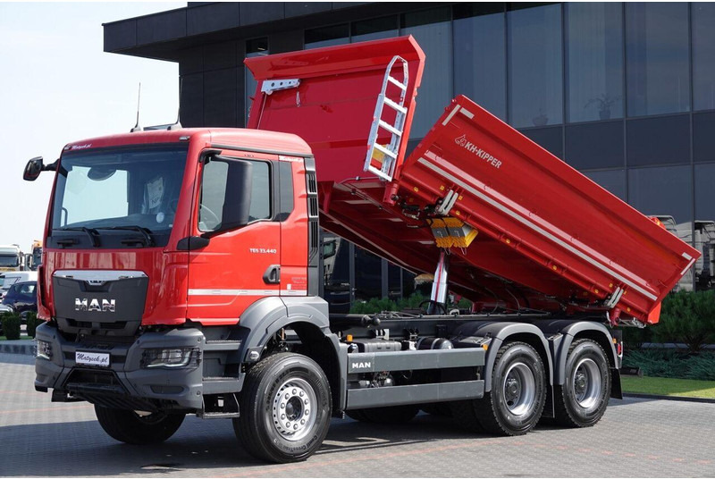 MAN TGS 33.440 / 6X4 / WYWROTKA 3 STRONNA / HYDROBURTA / BORDMATIC / - Volquete camión: foto 5 MAN TGS 33.440 / 6X4 / WYWROTKA 3 STRONNA / HYDROBURTA / BORDMATIC / - Volquete camión: foto 5