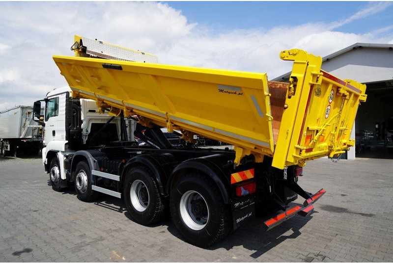 MAN TGS 41.460 / 8x8 / WYWROTKA / 2 STRONNA / BORDMATIC / HYDROBURTA - Volquete camión: foto 4 MAN TGS 41.460 / 8x8 / WYWROTKA / 2 STRONNA / BORDMATIC / HYDROBURTA - Volquete camión: foto 4