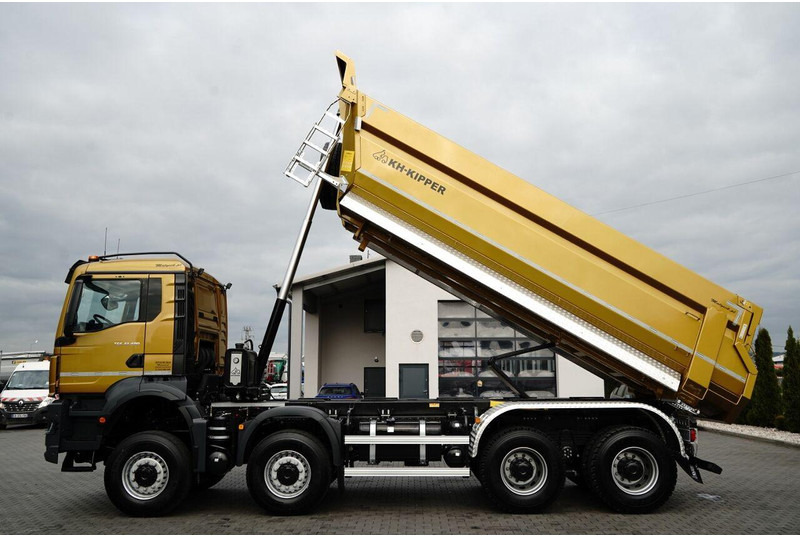 MAN TGS 41.480 / 8X6 / WYWROTKA / S1 - TYLNOZSYP / AUTOMAT / FABRYCZ - Volquete camión: foto 3 MAN TGS 41.480 / 8X6 / WYWROTKA / S1 - TYLNOZSYP / AUTOMAT / FABRYCZ - Volquete camión: foto 3