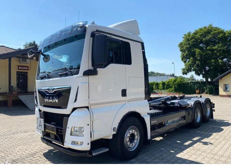 MAN TGX 26.440 - Multibasculante camión: foto 2 MAN TGX 26.440 - Multibasculante camión: foto 2