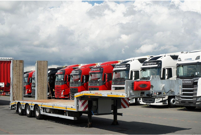 Max Trailer NACZEPA LAWETA / NISKOPODWOZIOWA / 12,35 M / NAJAZDY HYDRAULICZN - Góndola rebajadas semirremolque: foto 1 Max Trailer NACZEPA LAWETA / NISKOPODWOZIOWA / 12,35 M / NAJAZDY HYDRAULICZN - Góndola rebajadas semirremolque: foto 1