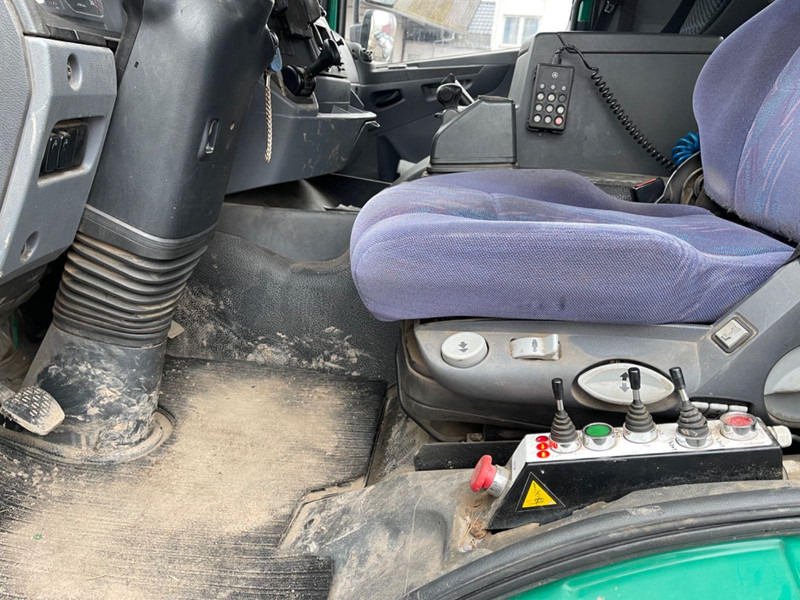 Mercedes-Benz 1833 Absetzkipper Bluetec 5 Klima 2 Hand Orig Km - Portacontenedore/ Intercambiable camión, Camión grúa: foto 4 Mercedes-Benz 1833 Absetzkipper Bluetec 5 Klima 2 Hand Orig Km - Portacontenedore/ Intercambiable camión, Camión grúa: foto 4