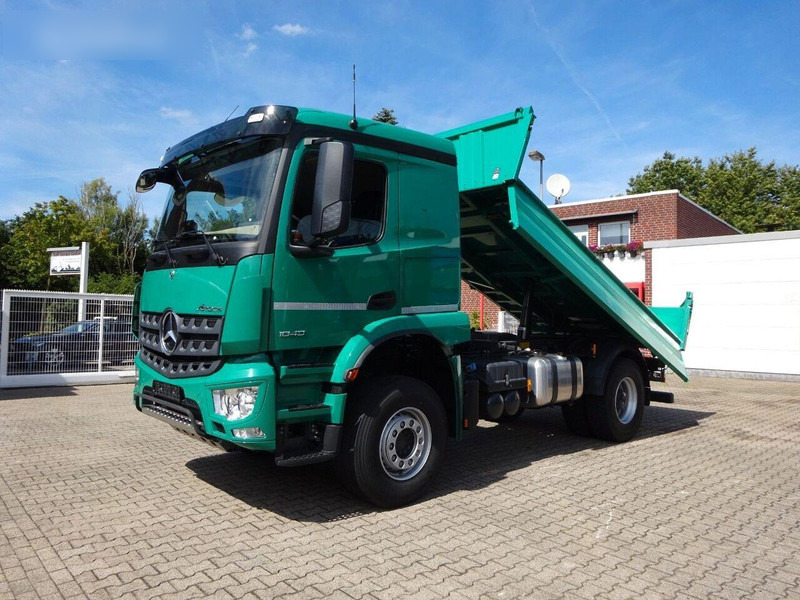 Mercedes-Benz 1843 Arocs 3 way Meiller tipper - Volquete camión: foto 1 Mercedes-Benz 1843 Arocs 3 way Meiller tipper - Volquete camión: foto 1