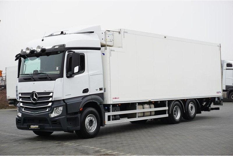 Mercedes-Benz ACTROS / 2553 / EURO 6 / CHŁODNIA + WINDA / 23 PALETY / OŚ SKRĘT - Frigorífico camión: foto 2 Mercedes-Benz ACTROS / 2553 / EURO 6 / CHŁODNIA + WINDA / 23 PALETY / OŚ SKRĘT - Frigorífico camión: foto 2