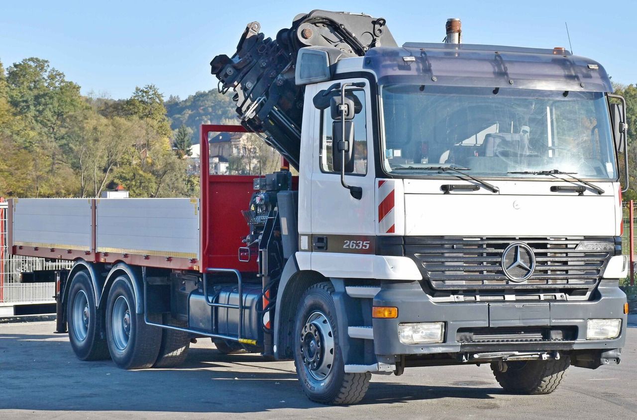 Mercedes-Benz ACTROS 2635 Pritsche - Camión caja abierta, Camión grúa: foto 3 Mercedes-Benz ACTROS 2635 Pritsche - Camión caja abierta, Camión grúa: foto 3