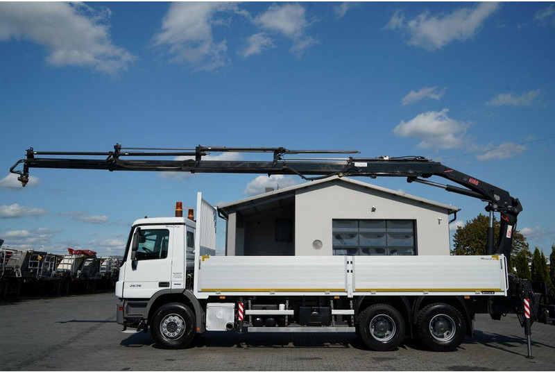 Mercedes-Benz ACTROS 2636 / 6x4 / SKRZYNIOWY 7 M + HDS HIAB -  WYSÓW 12,6 M / - Camión caja abierta, Camión grúa: foto 3 Mercedes-Benz ACTROS 2636 / 6x4 / SKRZYNIOWY 7 M + HDS HIAB -  WYSÓW 12,6 M / - Camión caja abierta, Camión grúa: foto 3