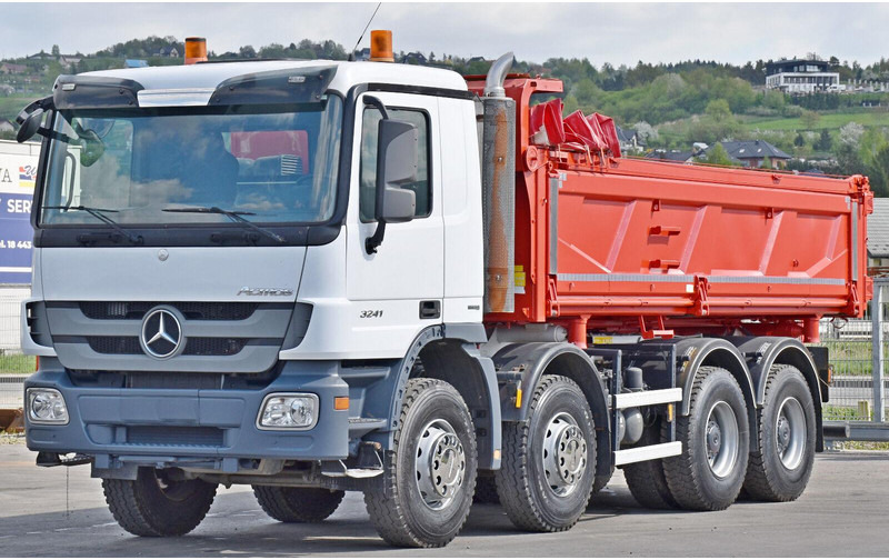 Mercedes-Benz ACTROS 3241 Kipper 5,70m + BORDMATIC / 8x4 - Volquete camión: foto 2 Mercedes-Benz ACTROS 3241 Kipper 5,70m + BORDMATIC / 8x4 - Volquete camión: foto 2