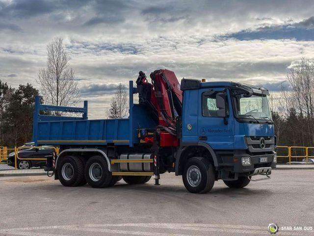 Mercedes-Benz ACTROS 3341 6x6 HMF 4220 K4 CRANE KIPPER - Volquete camión, Camión grúa: foto 4 Mercedes-Benz ACTROS 3341 6x6 HMF 4220 K4 CRANE KIPPER - Volquete camión, Camión grúa: foto 4