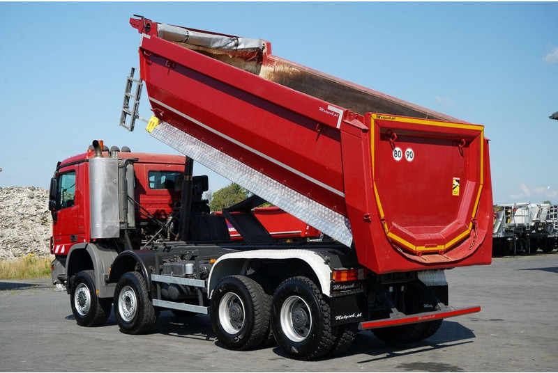 Mercedes-Benz ACTROS 4141 / 8X6 / WYWROTKA TYLNOZSYPOWA / MEILLER KIPPER 5.3M - Volquete camión: foto 4 Mercedes-Benz ACTROS 4141 / 8X6 / WYWROTKA TYLNOZSYPOWA / MEILLER KIPPER 5.3M - Volquete camión: foto 4