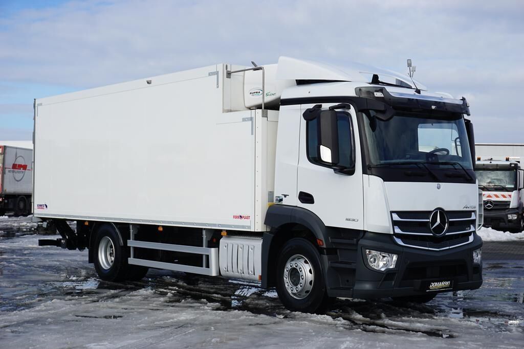 Mercedes-Benz ANTOS / 1830 / E 6 / CHŁODNIA + WINDA / 18 PALET / 91 000 KM - Frigorífico camión: foto 1 Mercedes-Benz ANTOS / 1830 / E 6 / CHŁODNIA + WINDA / 18 PALET / 91 000 KM - Frigorífico camión: foto 1