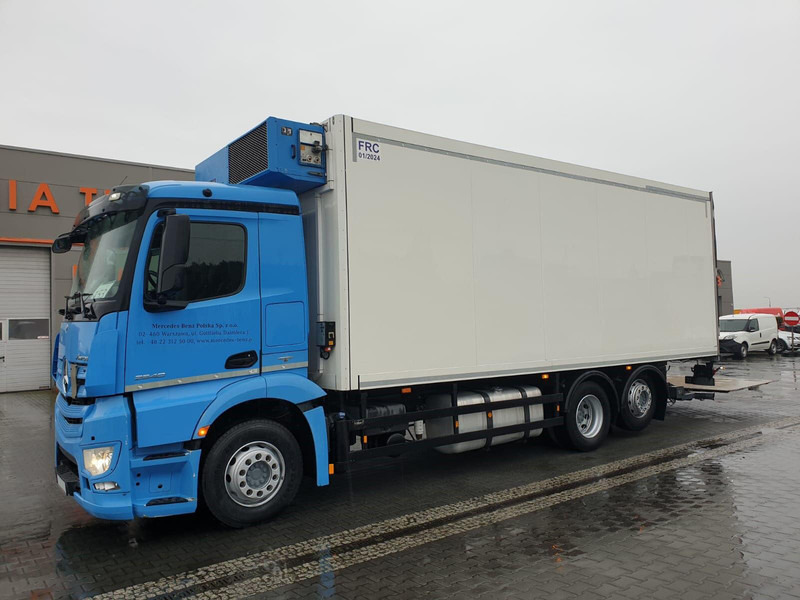 Mercedes-Benz ANTOS 2540 REFRIGERATOR + LIFT + SIDE DOOR - Frigorífico camión: foto 2 Mercedes-Benz ANTOS 2540 REFRIGERATOR + LIFT + SIDE DOOR - Frigorífico camión: foto 2