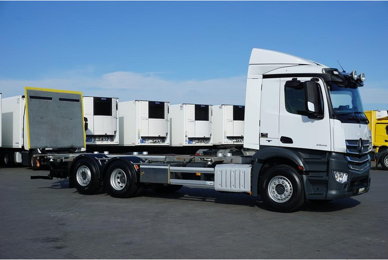 Mercedes-Benz ANTOS / 2545 / ACC / E 6 / BDF + WINDA / 7.15 , 7.45, 7.82 M / O - Chasis camión: foto 4 Mercedes-Benz ANTOS / 2545 / ACC / E 6 / BDF + WINDA / 7.15 , 7.45, 7.82 M / O - Chasis camión: foto 4