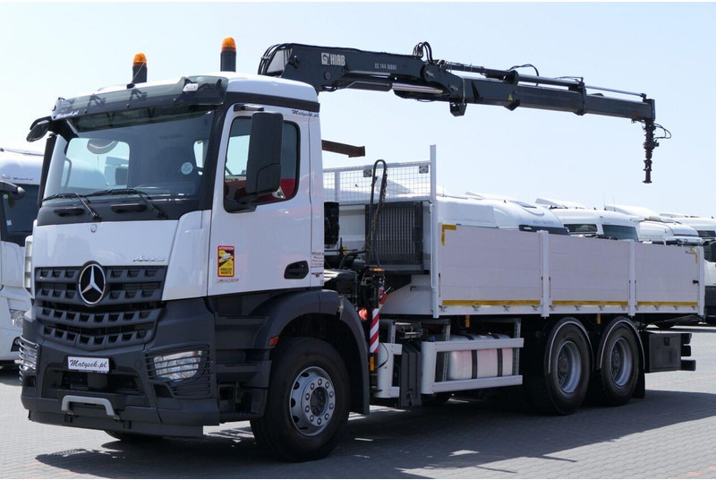 Mercedes-Benz AROCS 2633 - Camión caja abierta, Camión grúa: foto 1 Mercedes-Benz AROCS 2633 - Camión caja abierta, Camión grúa: foto 1