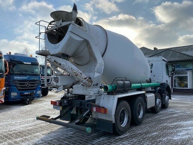 Mercedes-Benz AROCS 3240 - Camión hormigonera: foto 5 Mercedes-Benz AROCS 3240 - Camión hormigonera: foto 5