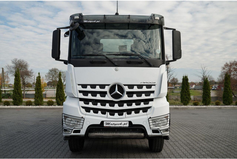 Volquete camión Mercedes-Benz AROCS 3243 / 8x4 / WYWROTKA DWUSTRONNA / HYDROBURTA / BORDMATIC: foto 17 Volquete camión Mercedes-Benz AROCS 3243 / 8x4 / WYWROTKA DWUSTRONNA / HYDROBURTA / BORDMATIC: foto 17