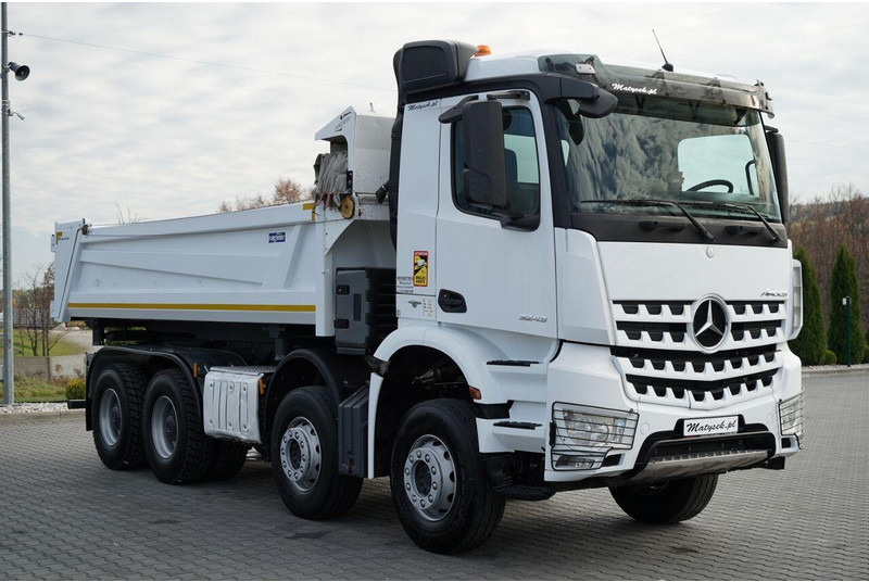 Volquete camión Mercedes-Benz AROCS 3243 / 8x4 / WYWROTKA DWUSTRONNA / HYDROBURTA / BORDMATIC: foto 15 Volquete camión Mercedes-Benz AROCS 3243 / 8x4 / WYWROTKA DWUSTRONNA / HYDROBURTA / BORDMATIC: foto 15