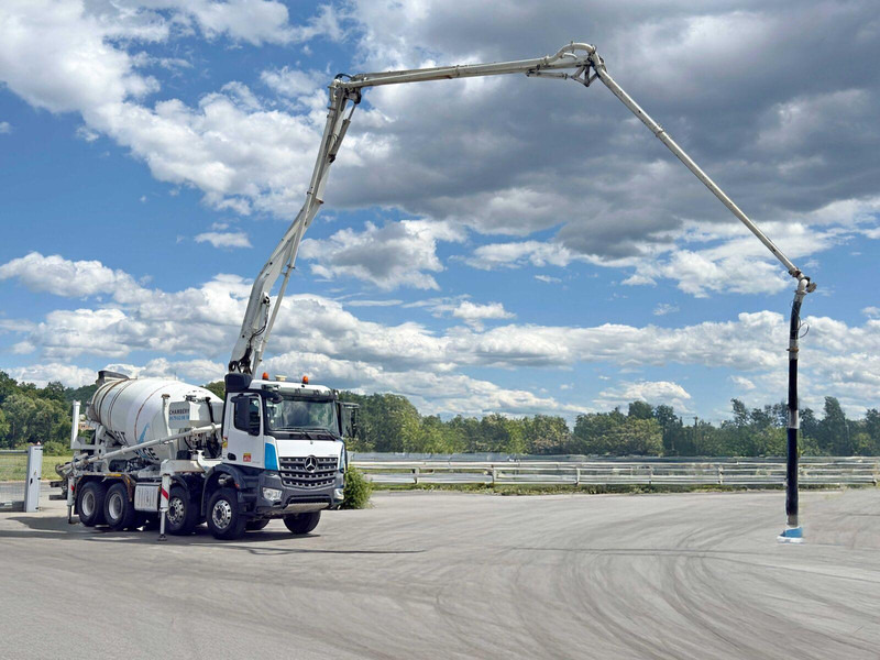 Mercedes-Benz AROCS 3743 * Betonpumpe + FUNK * 8x4 * TOP - Camión hormigonera: foto 3 Mercedes-Benz AROCS 3743 * Betonpumpe + FUNK * 8x4 * TOP - Camión hormigonera: foto 3