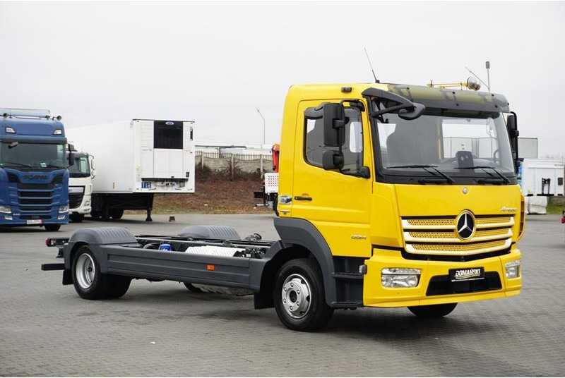 Mercedes-Benz ATEGO / 1224 / ACC / EURO 6 / PODWOZIE DO ZABUDOWY / DŁ. 4,8 M - Chasis camión: foto 1 Mercedes-Benz ATEGO / 1224 / ACC / EURO 6 / PODWOZIE DO ZABUDOWY / DŁ. 4,8 M - Chasis camión: foto 1