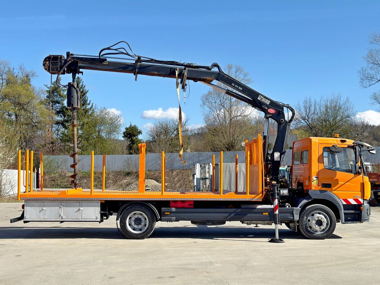 Mercedes-Benz ATEGO 1324 - Camión forestal, Camión grúa: foto 5 Mercedes-Benz ATEGO 1324 - Camión forestal, Camión grúa: foto 5