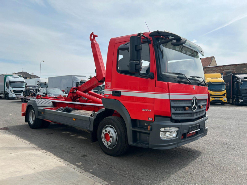 Mercedes-Benz ATEGO 1524, ABROLLKIPPER HIAB 1570MM - Camión caja abierta, Camión grúa: foto 3 Mercedes-Benz ATEGO 1524, ABROLLKIPPER HIAB 1570MM - Camión caja abierta, Camión grúa: foto 3
