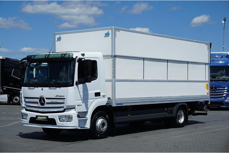Mercedes-Benz ATEGO / 1524 / ACC / EURO 6 / IZOTERMA + WINDA / 16 PALET - Frigorífico camión: foto 1 Mercedes-Benz ATEGO / 1524 / ACC / EURO 6 / IZOTERMA + WINDA / 16 PALET - Frigorífico camión: foto 1