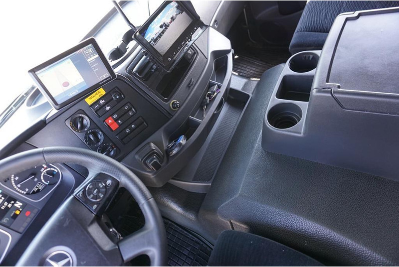 Leasing financiero de Mercedes-Benz ATEGO / 1524 / ACC / EURO 6 / IZOTERMA + WINDA / 16 PALET leasing Mercedes-Benz ATEGO / 1524 / ACC / EURO 6 / IZOTERMA + WINDA / 16 PALET: foto 9