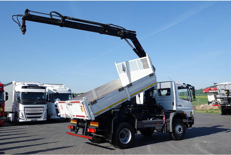 Mercedes-Benz ATEGO 16.24 / 4X4 / WYWROTKA + HDS HIAB 111 BS-2 / PILOT / ROT - Volquete camión: foto 4 Mercedes-Benz ATEGO 16.24 / 4X4 / WYWROTKA + HDS HIAB 111 BS-2 / PILOT / ROT - Volquete camión: foto 4