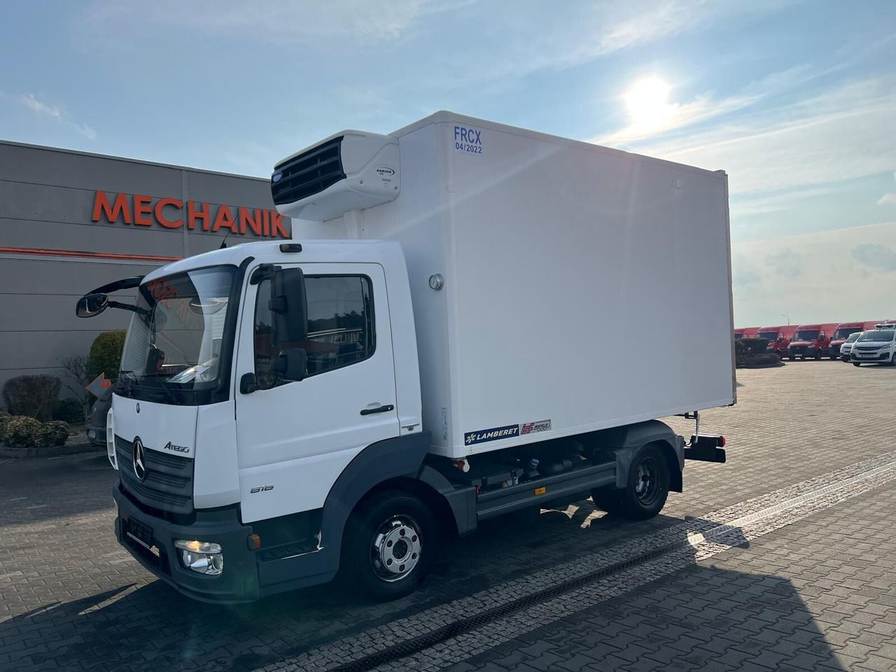 Mercedes-Benz ATEGO 816 REFRIGERATOR BODY HOOK ROHRBAHNEN - Frigorífico camión: foto 2 Mercedes-Benz ATEGO 816 REFRIGERATOR BODY HOOK ROHRBAHNEN - Frigorífico camión: foto 2