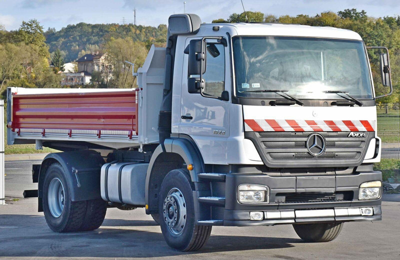 Mercedes-Benz AXOR 1823 * KIPPER 4,45 m * TOPZUSTAND - Volquete camión: foto 4 Mercedes-Benz AXOR 1823 * KIPPER 4,45 m * TOPZUSTAND - Volquete camión: foto 4