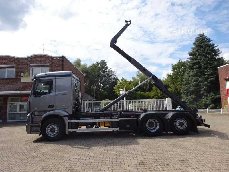 Mercedes-Benz Actros 2545 - Hook lift truck 6x2 - Multibasculante camión: foto 4 Mercedes-Benz Actros 2545 - Hook lift truck 6x2 - Multibasculante camión: foto 4