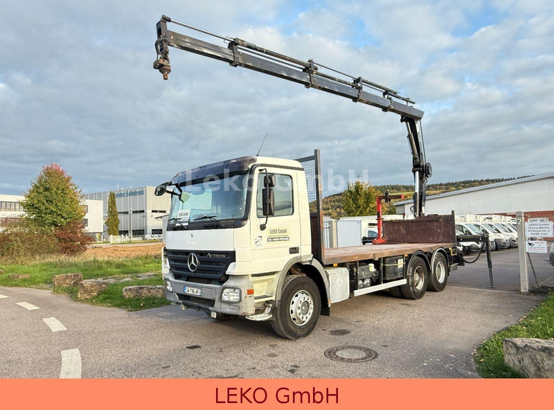 Mercedes-Benz Actros 2636-Plateau Hiab Krahn - Camión caja abierta, Camión grúa: foto 1 Mercedes-Benz Actros 2636-Plateau Hiab Krahn - Camión caja abierta, Camión grúa: foto 1