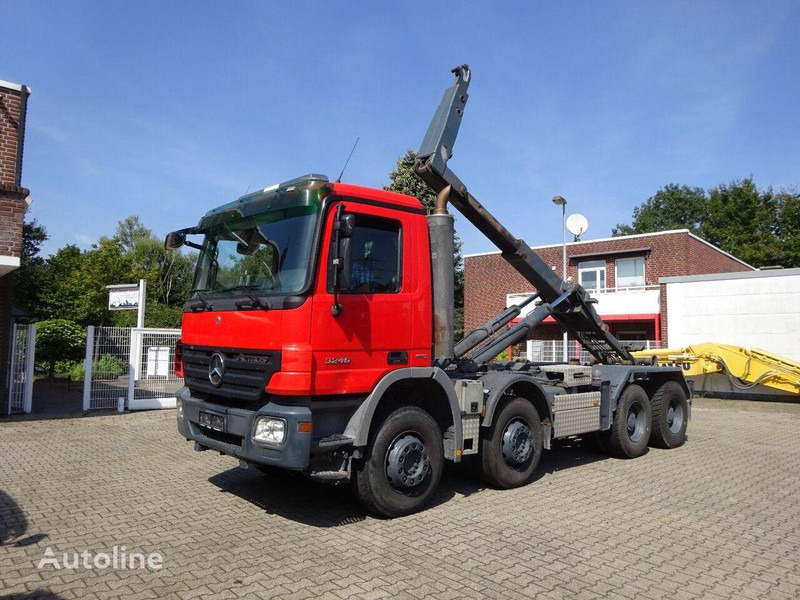 Mercedes-Benz Actros 3246 - Hook lift truck - Multibasculante camión: foto 2 Mercedes-Benz Actros 3246 - Hook lift truck - Multibasculante camión: foto 2