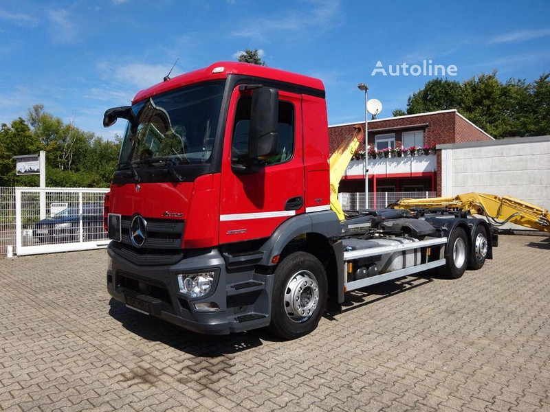 Mercedes-Benz Antos 2532 - Hook lift truck - Multibasculante camión: foto 1 Mercedes-Benz Antos 2532 - Hook lift truck - Multibasculante camión: foto 1