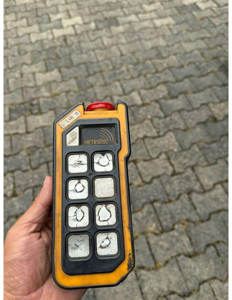 Leasing financiero de Mercedes-Benz Arocs 2536 BL 6x2/Funkfernbe./VDL-ASK 18 TK leasing Mercedes-Benz Arocs 2536 BL 6x2/Funkfernbe./VDL-ASK 18 TK: foto 6