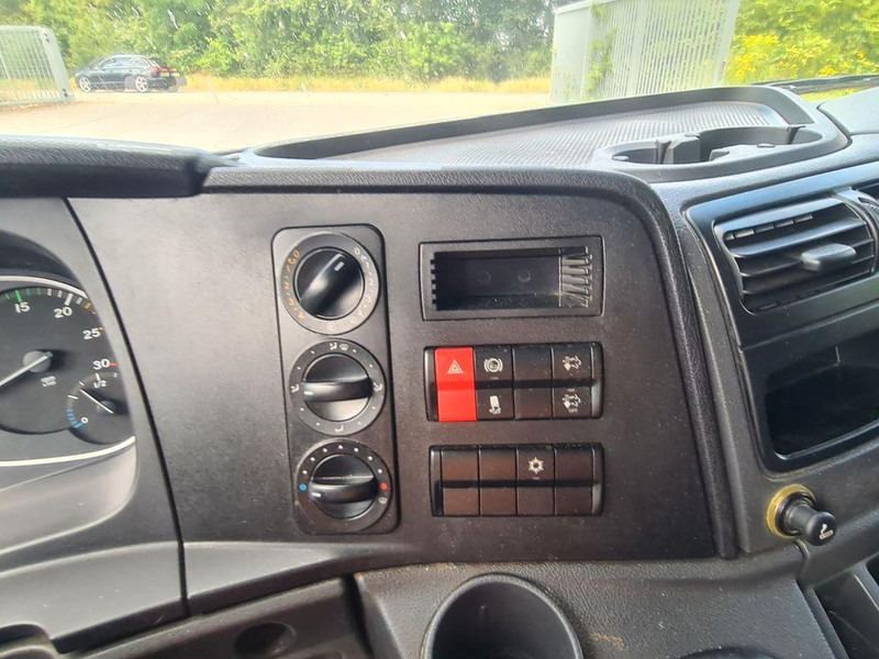 Camión lona Mercedes-Benz Atego 816 LADEBORD EU6 KLIMA 1HAND: foto 12 Camión lona Mercedes-Benz Atego 816 LADEBORD EU6 KLIMA 1HAND: foto 12