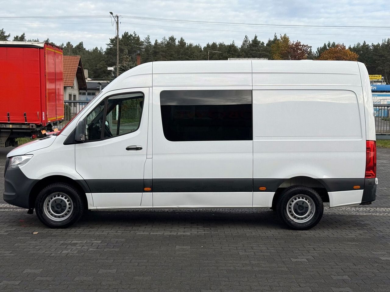Mercedes-Benz Sprinter 319 CDI V6 L2H2 Doka Brygadówka 4-miejsca Zabudowa Wars - Furgón: foto 2 Mercedes-Benz Sprinter 319 CDI V6 L2H2 Doka Brygadówka 4-miejsca Zabudowa Wars - Furgón: foto 2