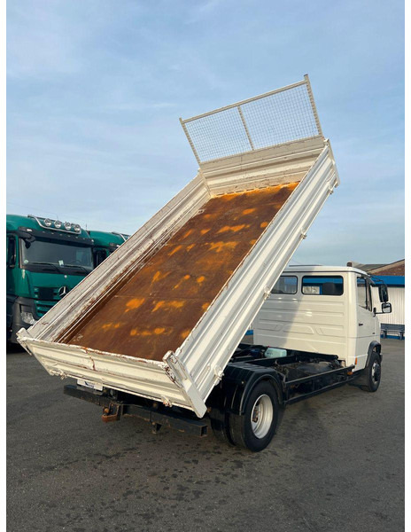 Mercedes-Benz Vario 816 816/AHK/ Blatt-Blatt /Radstand 4250mm - Volquete camión: foto 4 Mercedes-Benz Vario 816 816/AHK/ Blatt-Blatt /Radstand 4250mm - Volquete camión: foto 4