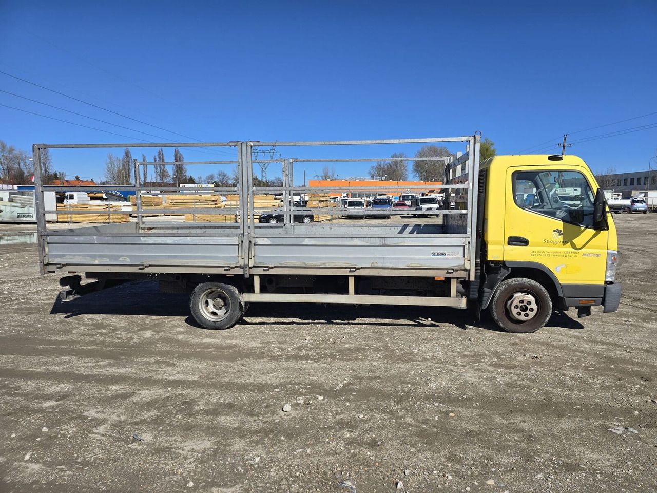 Mitsubishi Canter 3,0 d - Pritsche - Caja abierta furgoneta: foto 3 Mitsubishi Canter 3,0 d - Pritsche - Caja abierta furgoneta: foto 3