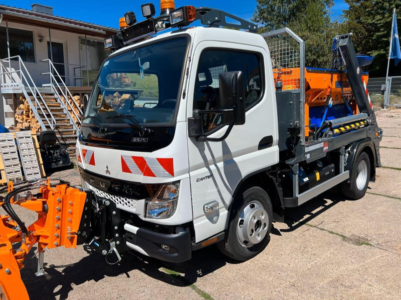 Mitsubishi Fuso Canter 6S15 - Skip loader truck - Portacontenedor de cadenas camión: foto 1 Mitsubishi Fuso Canter 6S15 - Skip loader truck - Portacontenedor de cadenas camión: foto 1