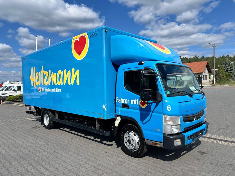 Mitsubishi Fuso Canter 7C18 BOX LIFT CONTAINER 1.HAND - Camión caja cerrada: foto 5 Mitsubishi Fuso Canter 7C18 BOX LIFT CONTAINER 1.HAND - Camión caja cerrada: foto 5