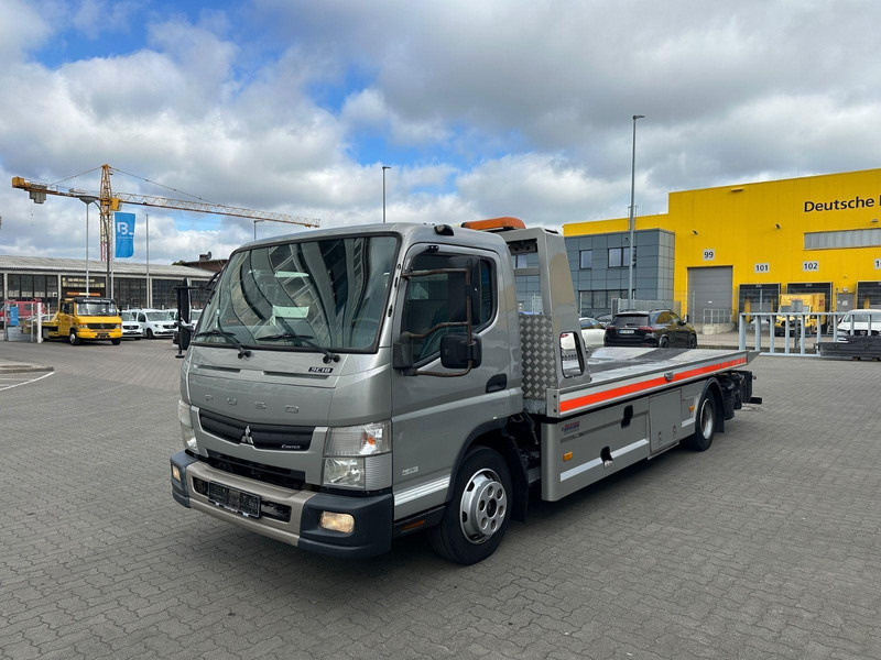 Mitsubishi Fuso Canter 9C18 - Grua de remolque autos: foto 1 Mitsubishi Fuso Canter 9C18 - Grua de remolque autos: foto 1