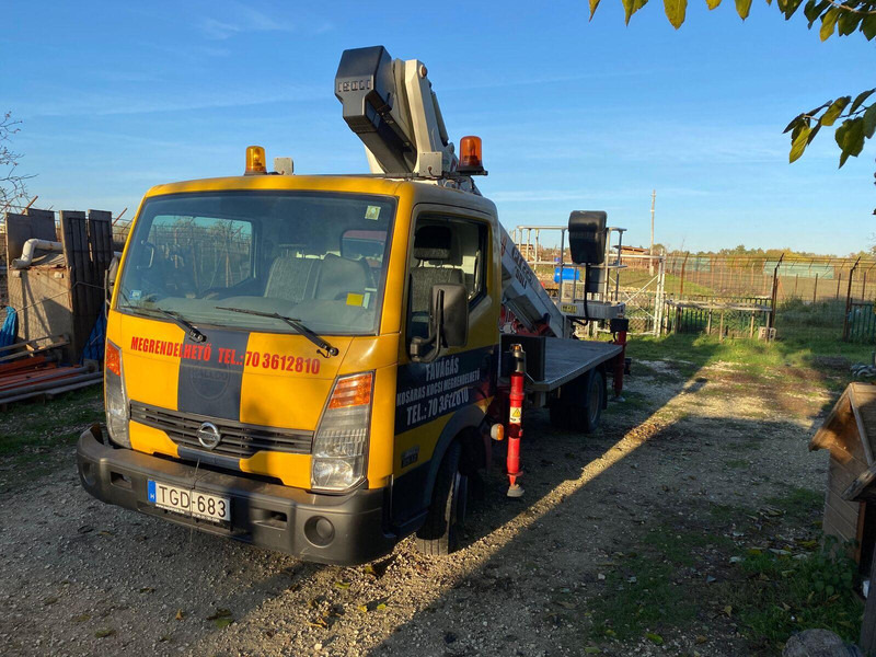 Nissan Cabstar 35.12 - ISOLI PT 225 aerial working platform 22,5m - 3,5 - Camión con plataforma elevadora: foto 2 Nissan Cabstar 35.12 - ISOLI PT 225 aerial working platform 22,5m - 3,5 - Camión con plataforma elevadora: foto 2
