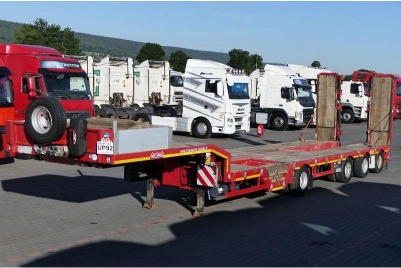 Nooteboom NISKOPODWOZIE LAWETA / 4 OSIOWA / DMC: 73500 KG / NAJAZDY HYDRAU - Góndola rebajadas semirremolque: foto 1 Nooteboom NISKOPODWOZIE LAWETA / 4 OSIOWA / DMC: 73500 KG / NAJAZDY HYDRAU - Góndola rebajadas semirremolque: foto 1