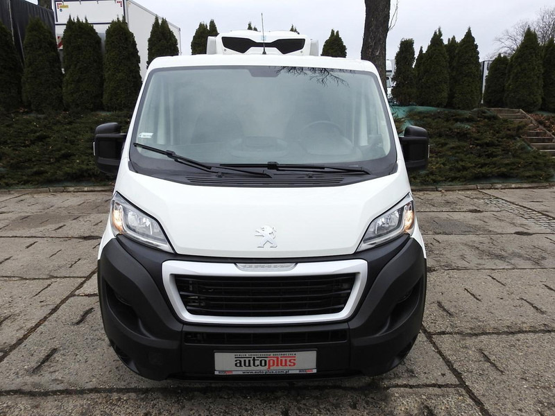 Peugeot BOXER FURGON CHŁODNIA  -5*C DWIE KOMORY  TEMPOMAT KLIMATYZACJA - Frigorífico furgoneta: foto 5 Peugeot BOXER FURGON CHŁODNIA  -5*C DWIE KOMORY  TEMPOMAT KLIMATYZACJA - Frigorífico furgoneta: foto 5