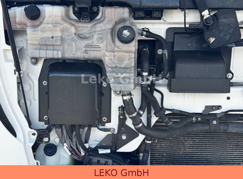 Frigorífico camión Renault D 16.220: foto 15