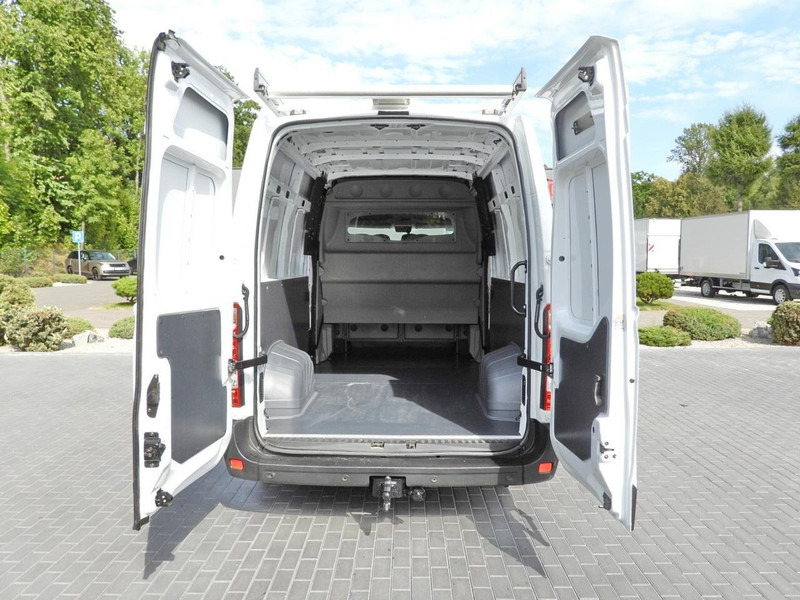 Leasing financiero de Renault MASTER FURGON BRYGADÓWKA 7 MIEJSC TEMPOMAT NAWIGACJA LEDY KLIMAT leasing Renault MASTER FURGON BRYGADÓWKA 7 MIEJSC TEMPOMAT NAWIGACJA LEDY KLIMAT: foto 13