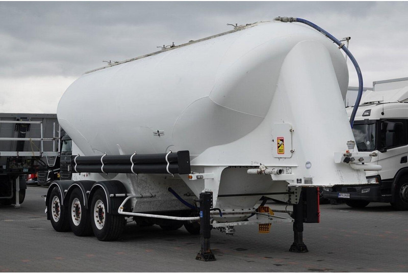 SPITZER CEMENTONACZEPA / 37 000 L / SILOS / 3 KOMORY / OSIE SAF / ALUFEL - Semirremolque silo: foto 1 SPITZER CEMENTONACZEPA / 37 000 L / SILOS / 3 KOMORY / OSIE SAF / ALUFEL - Semirremolque silo: foto 1