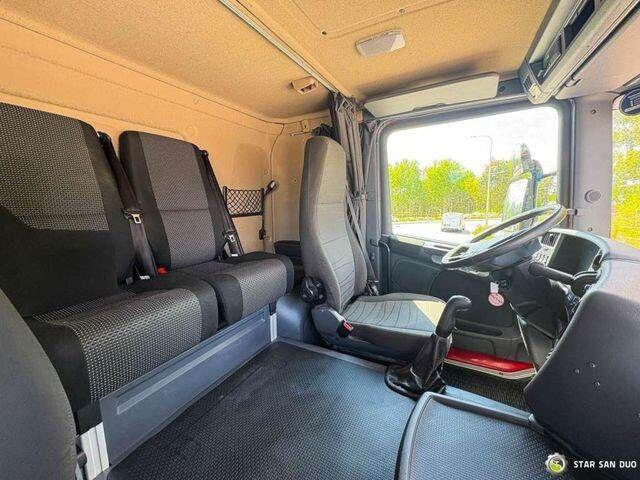 Scania D 320 FIRE BRIGADE Tank 12,000 Litres - Camión de bomberos: foto 4 Scania D 320 FIRE BRIGADE Tank 12,000 Litres - Camión de bomberos: foto 4